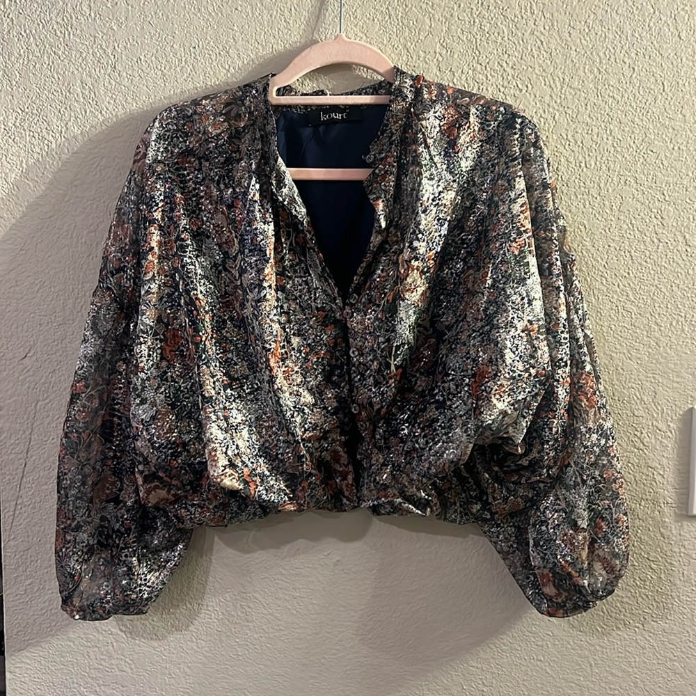 kourt bubble peasant top